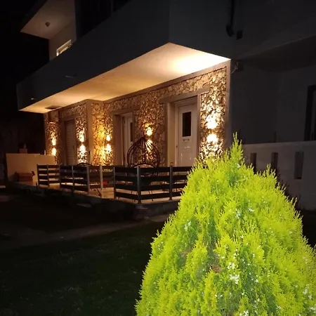 Alora House Apartment